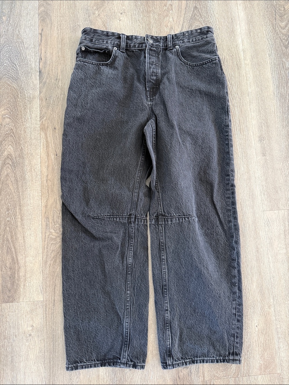 Madewell Darted BarrelLeg Jean